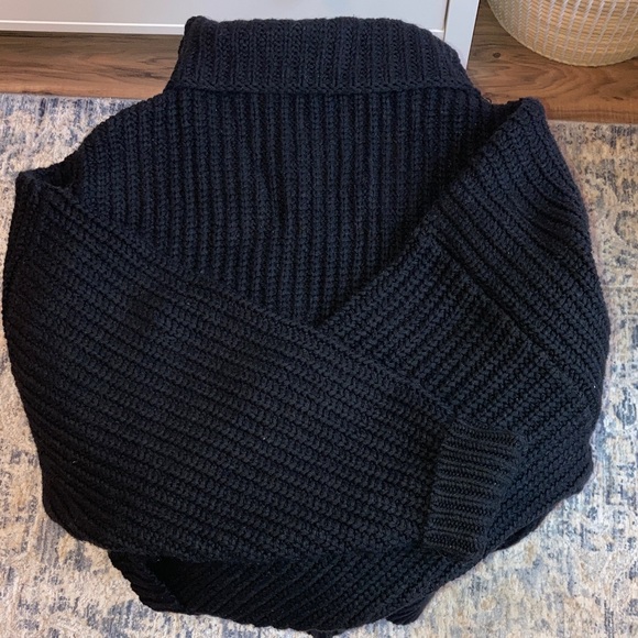 🆕 NWOT - Free People - Black Chunky Knit Turtleneck and Sweater - Picture 2 of 4